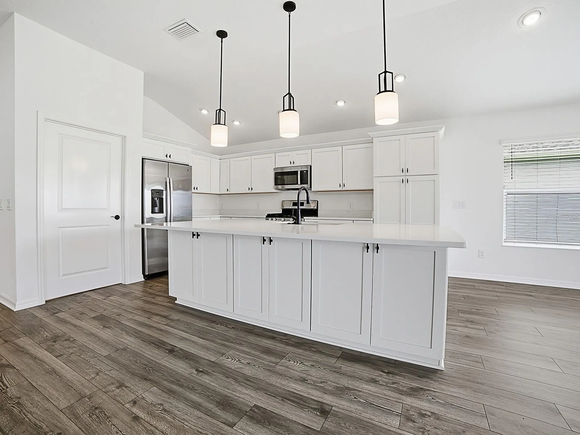 1404 Hearns Loop The Villages FL 34762