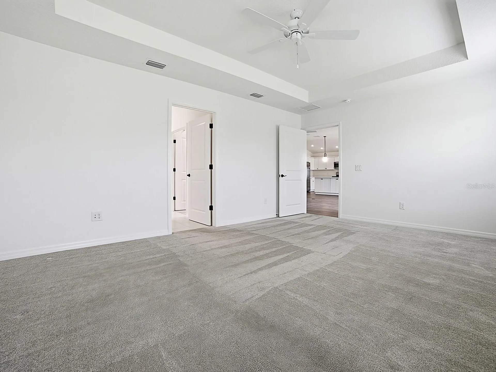1404 Hearns Loop The Villages FL 34762