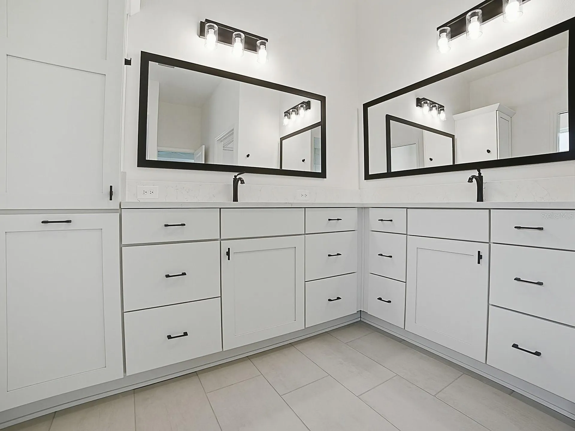1404 Hearns Loop The Villages FL 34762