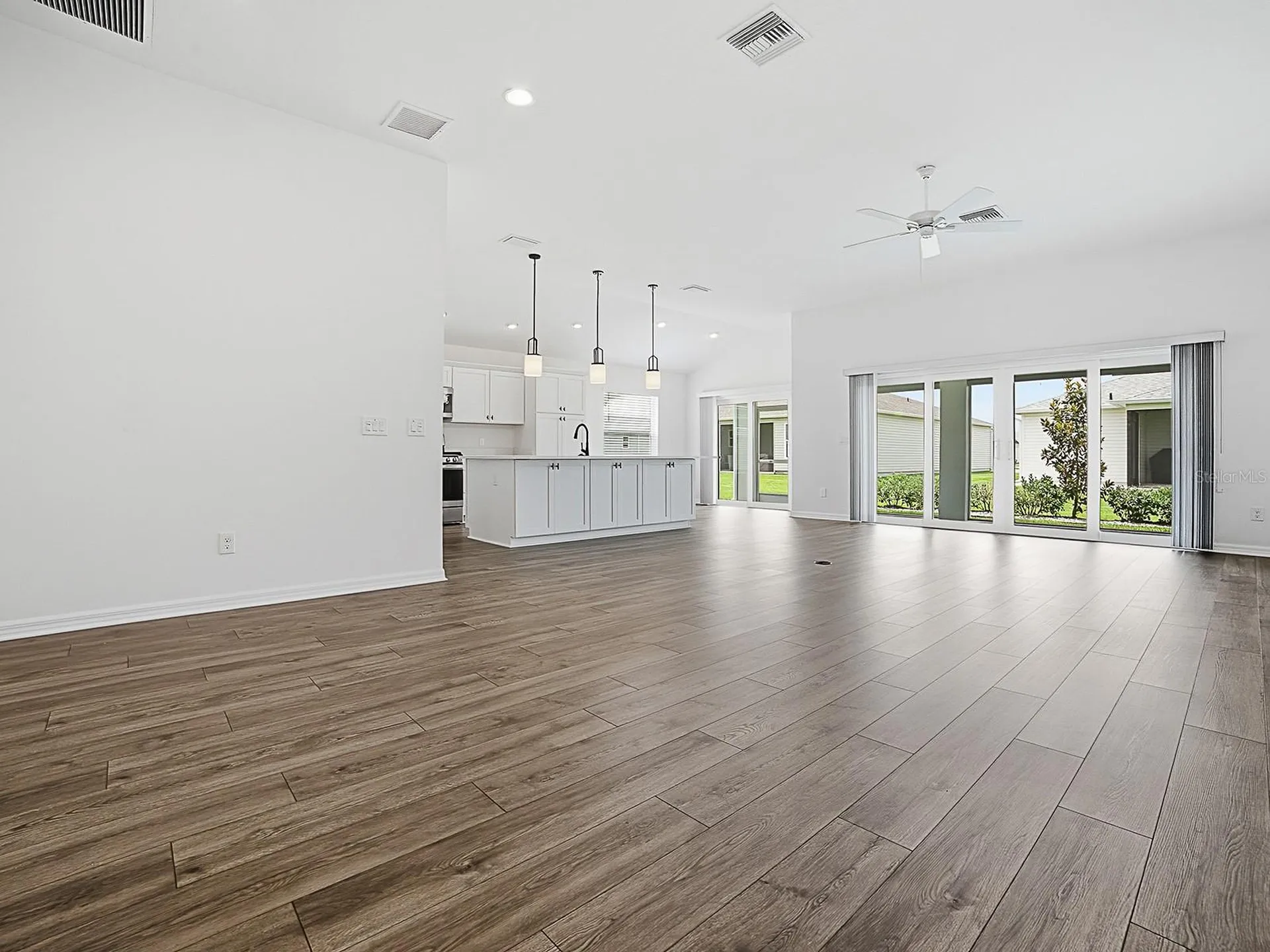 1404 Hearns Loop The Villages FL 34762