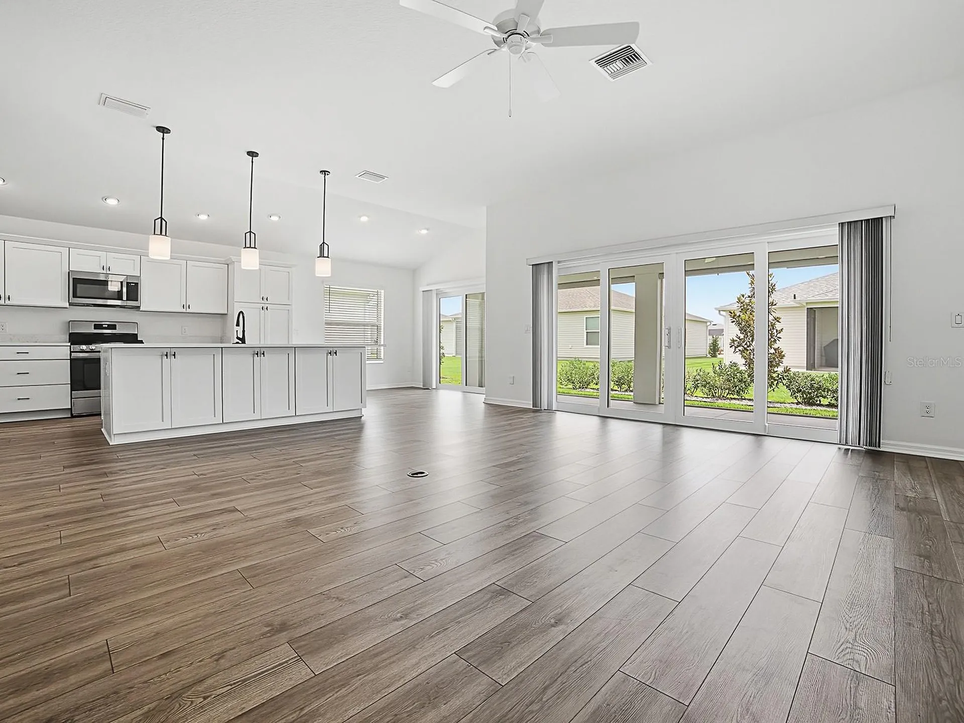 1404 Hearns Loop The Villages FL 34762