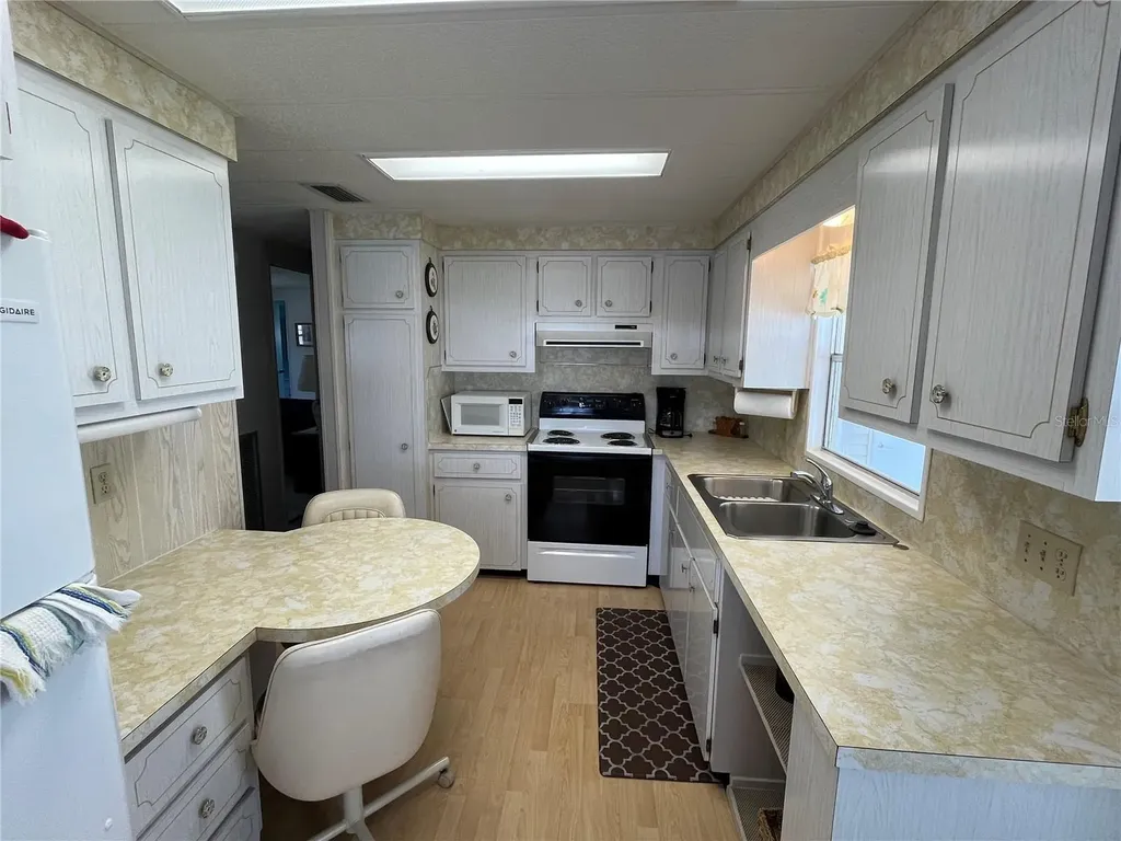 824 Trento Venice FL 34285