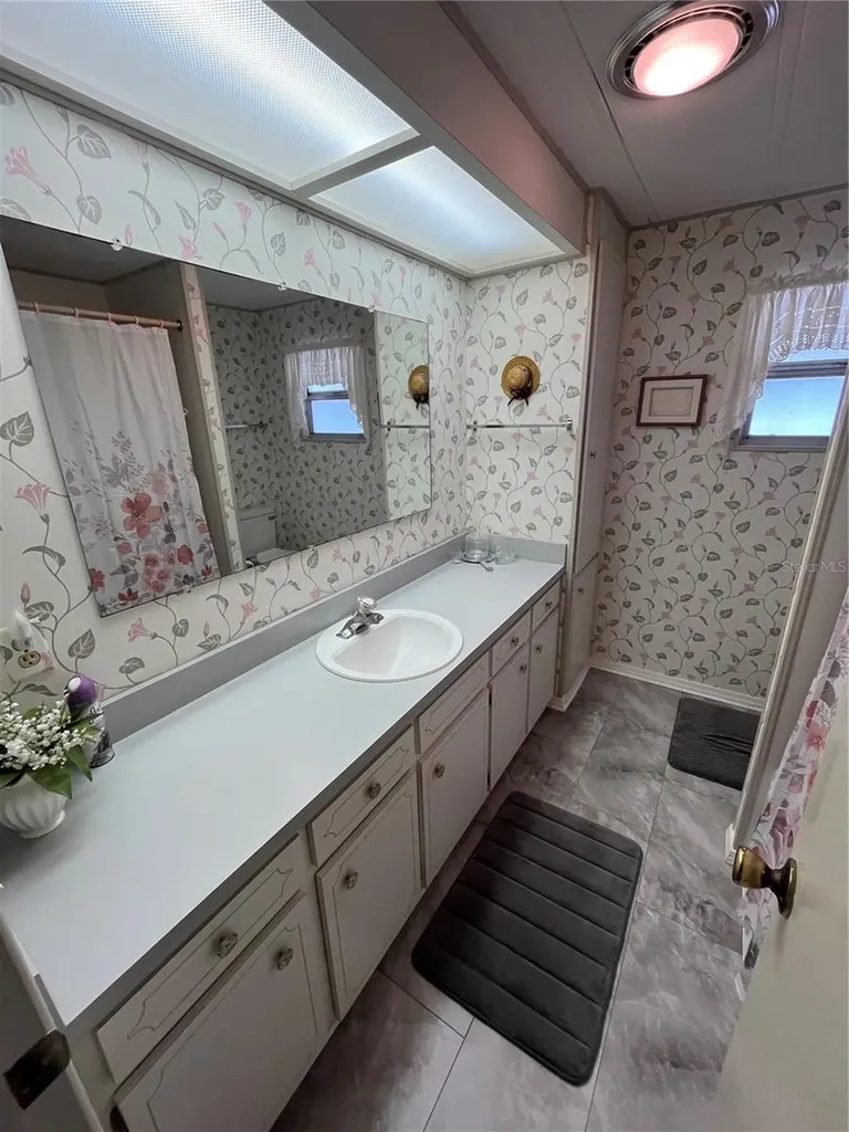 824 Trento Venice FL 34285