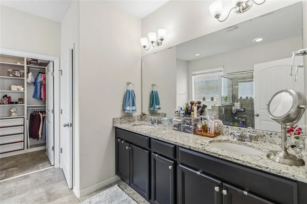 2015 Beacon Landing Circle Orlando FL 32824