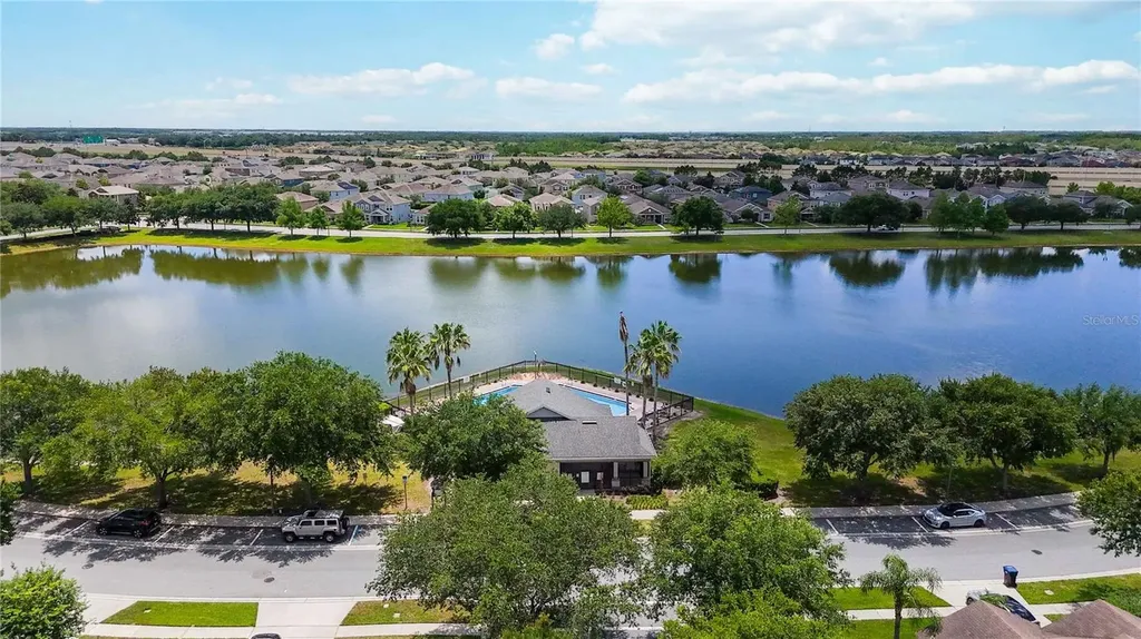 2015 Beacon Landing Circle Orlando FL 32824