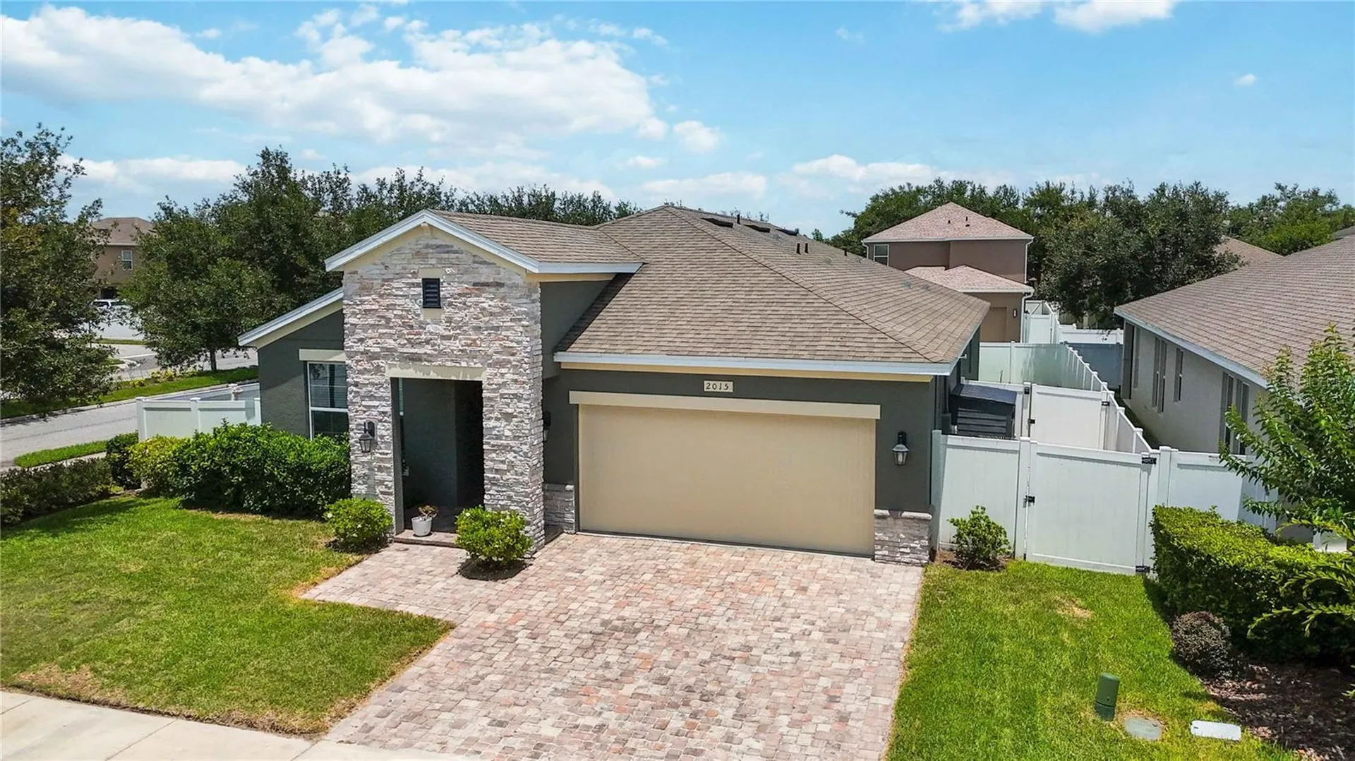 2015 Beacon Landing Circle Orlando FL 32824