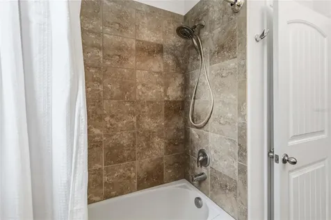2015 Beacon Landing Circle Orlando FL 32824
