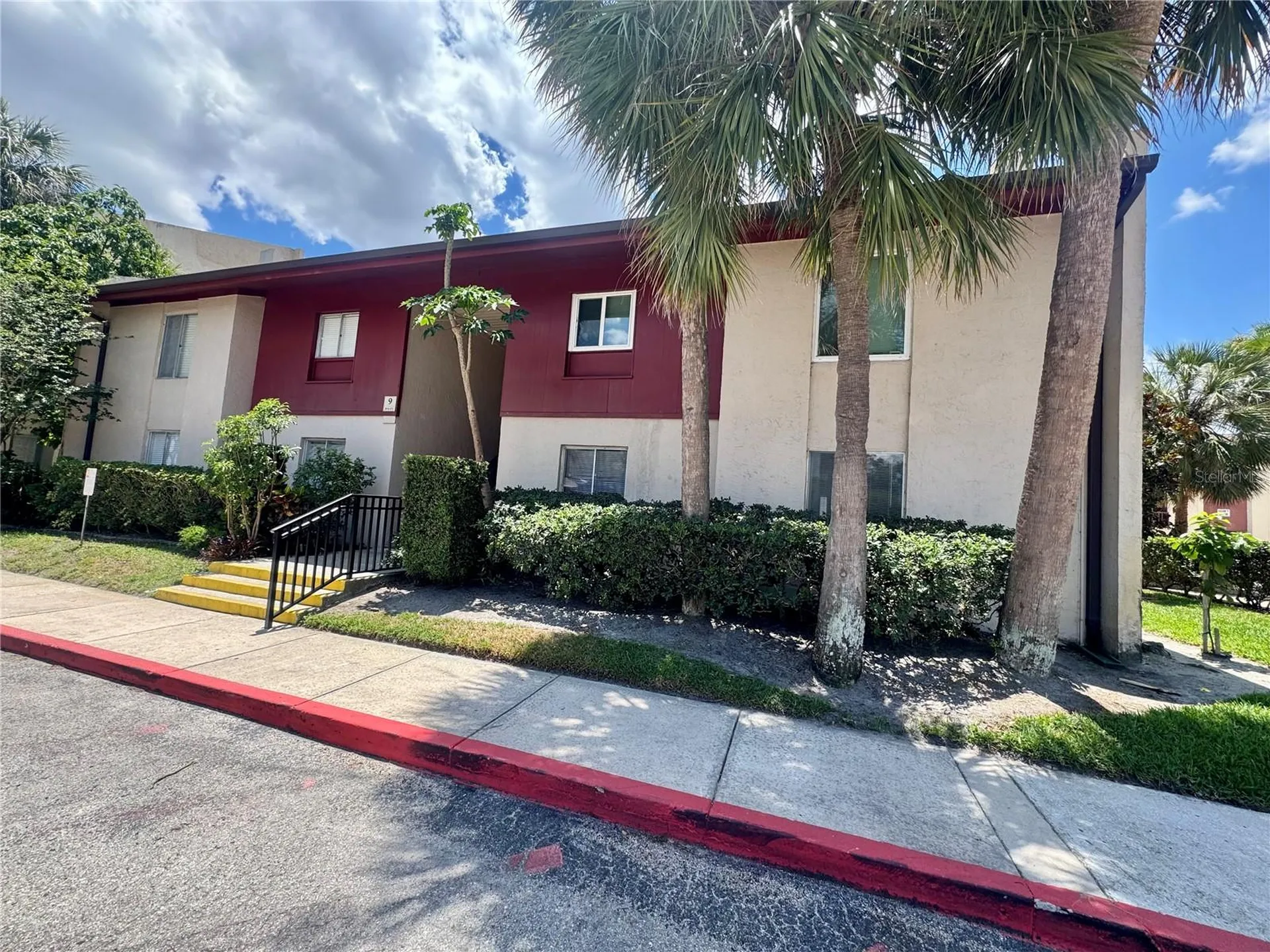 8601 Huron Court Tampa FL 33614