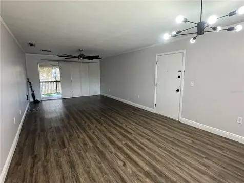8601 Huron Court Tampa FL 33614