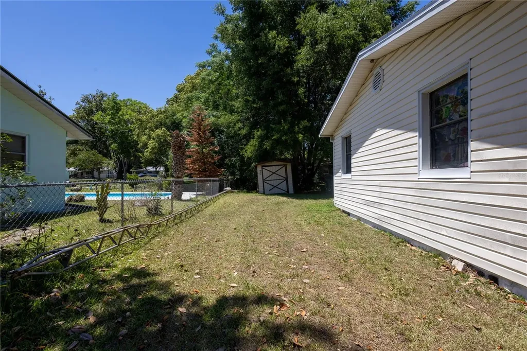 6281 SE Hames Road Belleview FL 34420