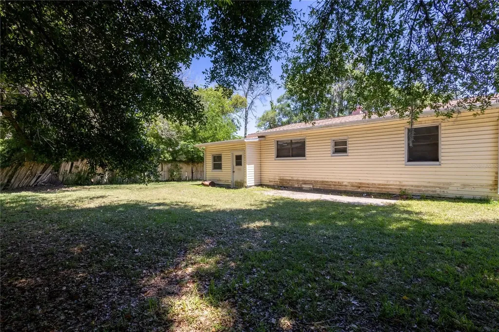 6281 SE Hames Road Belleview FL 34420