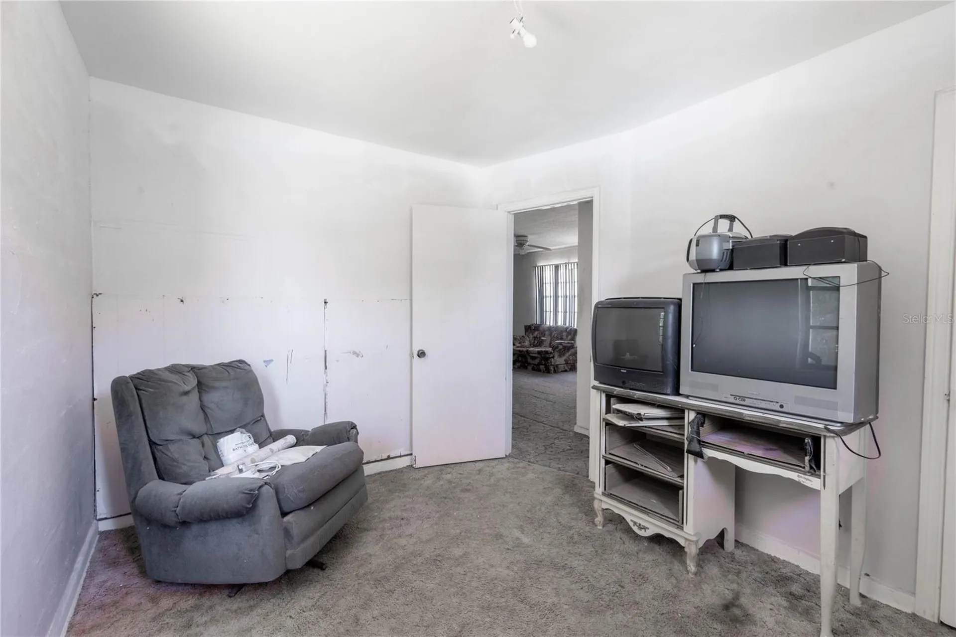 6281 SE Hames Road Belleview FL 34420