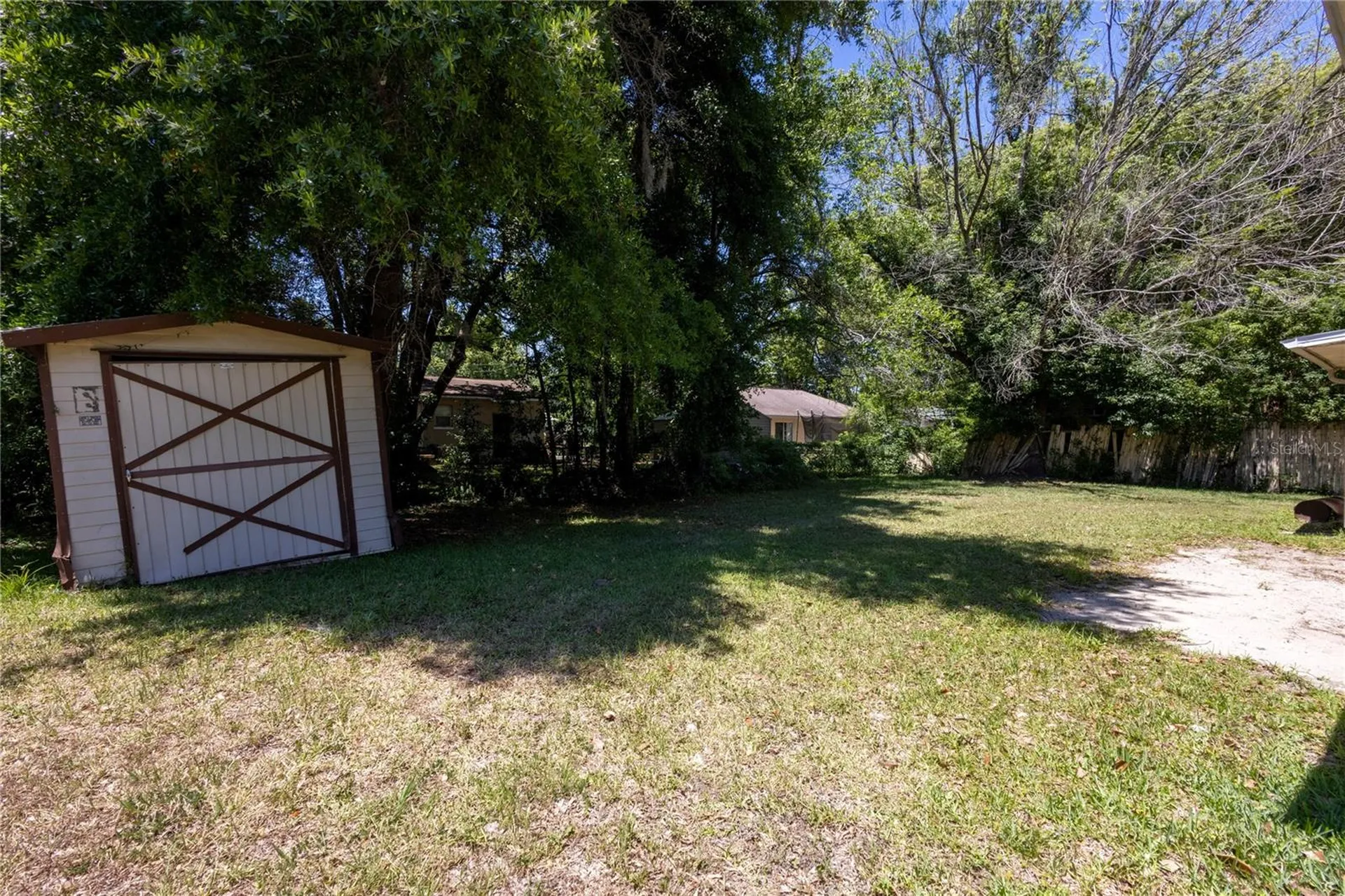 6281 SE Hames Road Belleview FL 34420