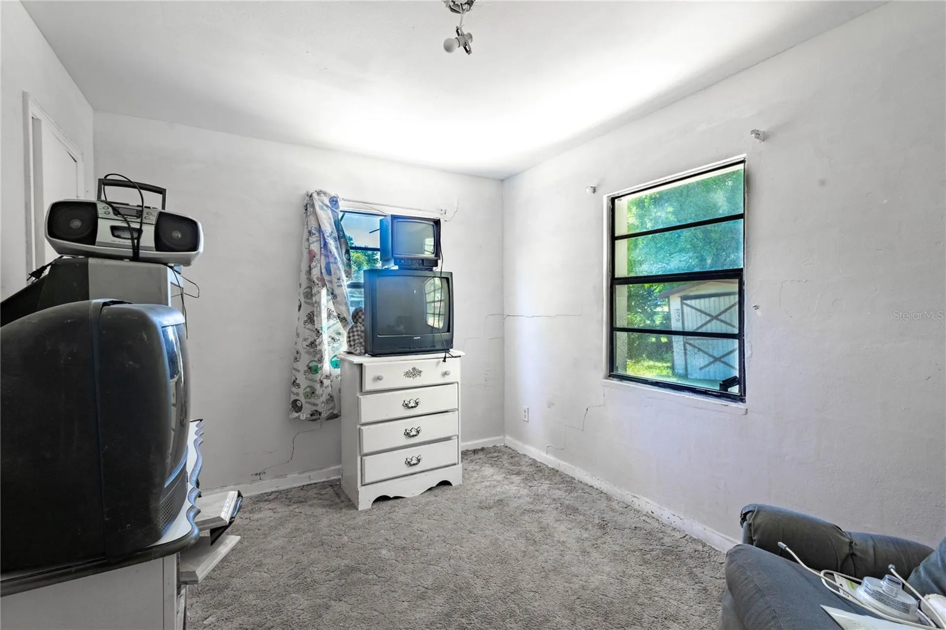 6281 SE Hames Road Belleview FL 34420