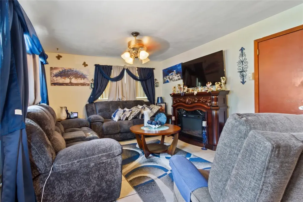 3741 Bell Street Fort Myers FL 33916