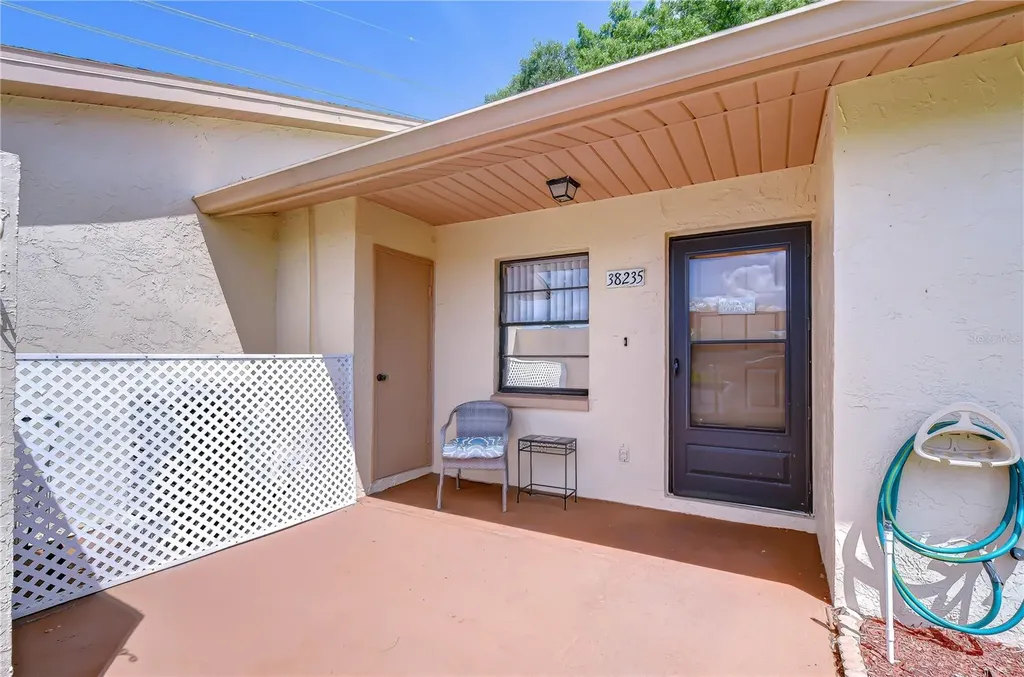 38235 Boxwood Drive Zephyrhills FL 33542