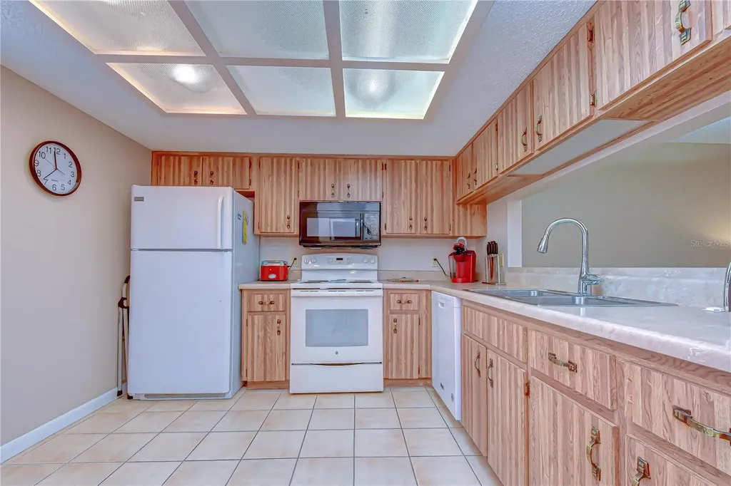38235 Boxwood Drive Zephyrhills FL 33542