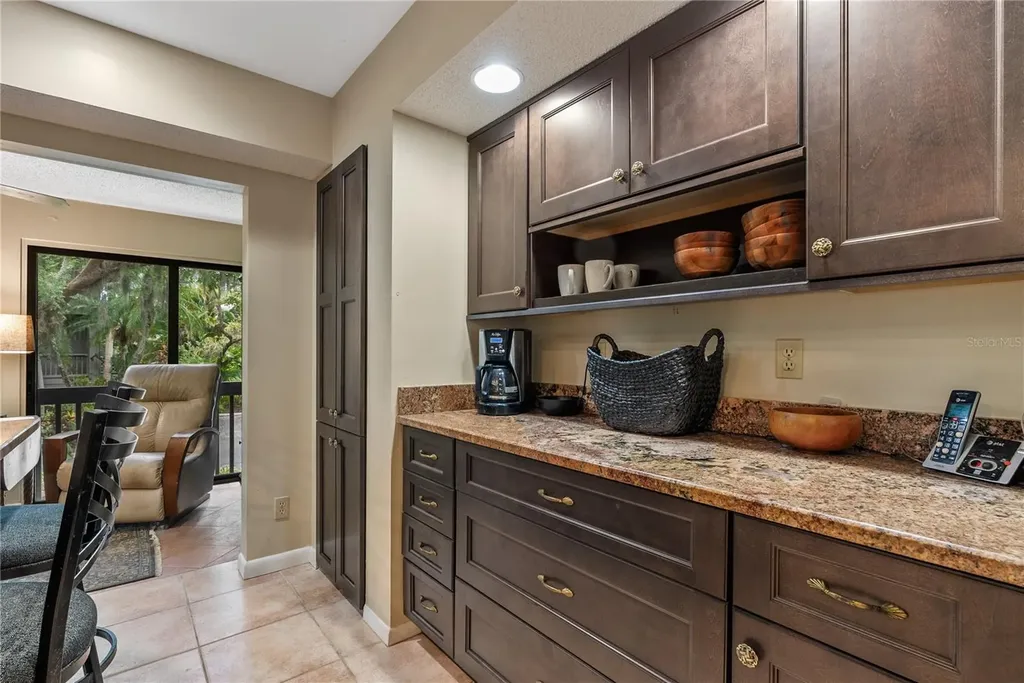 1475 Landings Circle Sarasota FL 34231