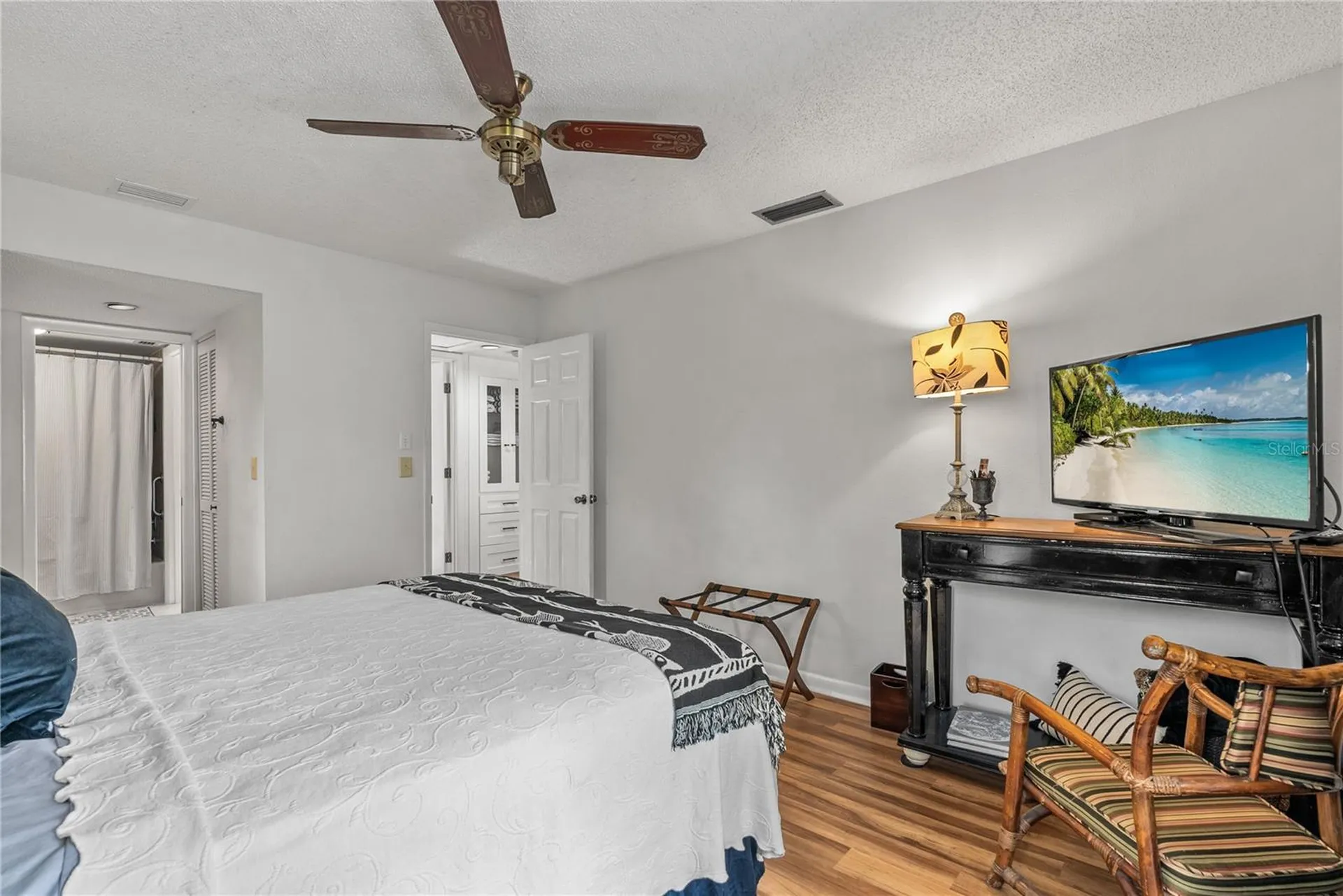 1475 Landings Circle Sarasota FL 34231