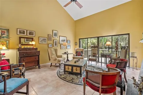 1475 Landings Circle Sarasota FL 34231