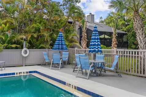 1475 Landings Circle Sarasota FL 34231