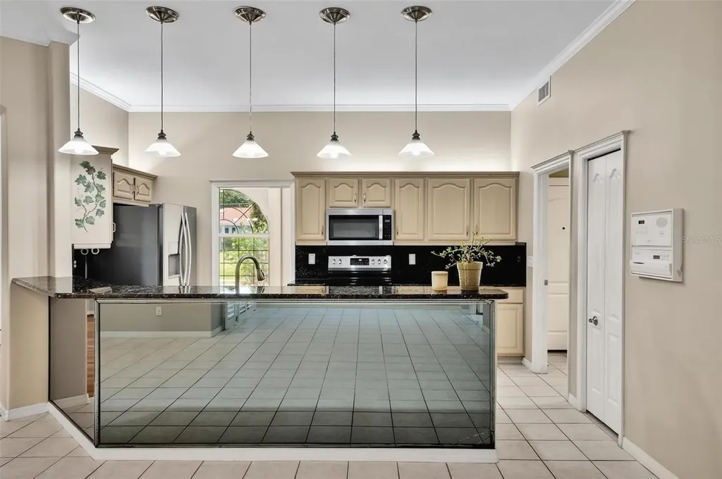 20 Woodford Lane Palm Coast FL 32164