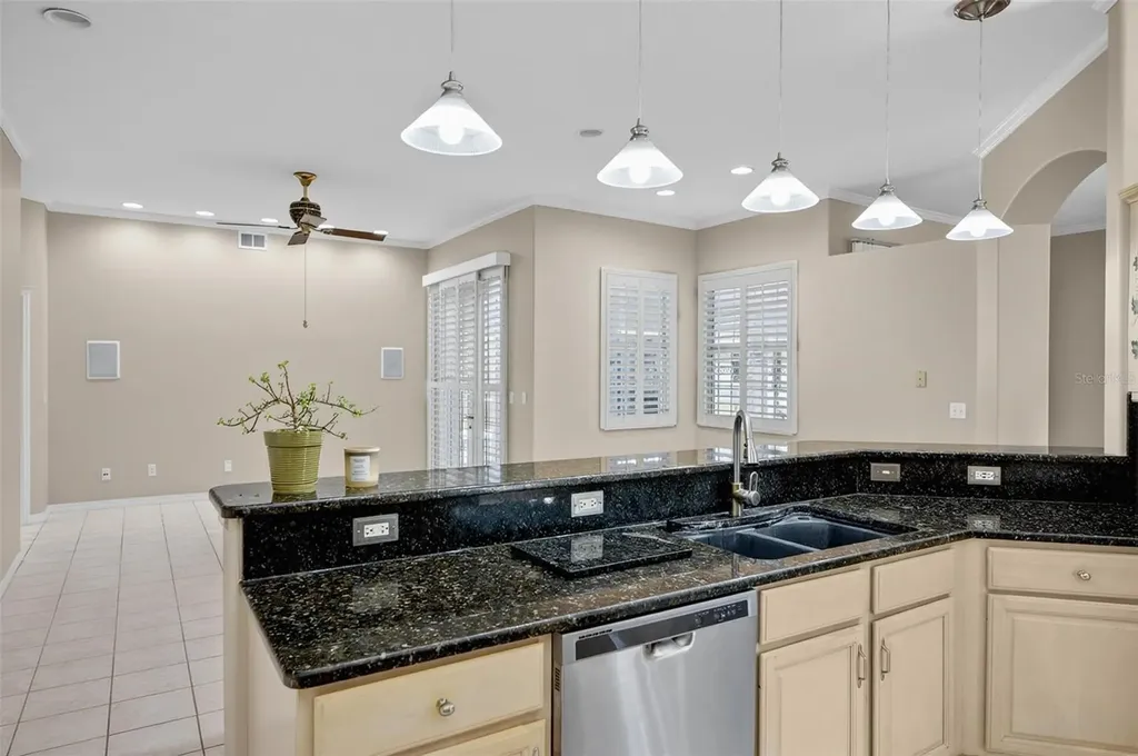 20 Woodford Lane Palm Coast FL 32164