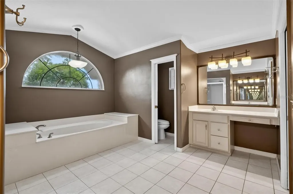20 Woodford Lane Palm Coast FL 32164