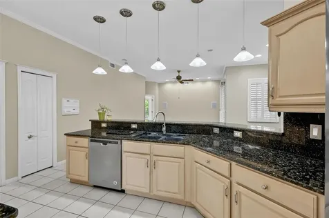 20 Woodford Lane Palm Coast FL 32164