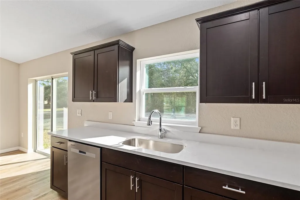 9299 N Hunter Way Dunnellon FL 34433