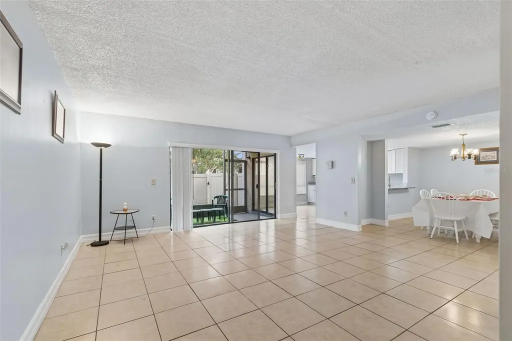 4745 Puritan Circle Tampa FL 33617