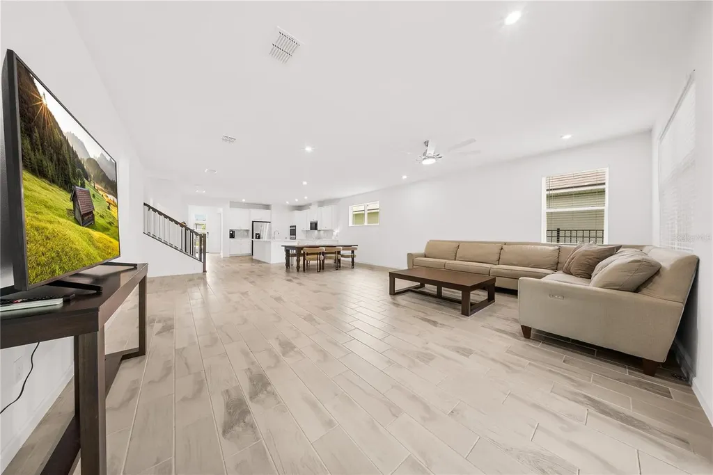 12918 Promise Place Orlando FL 32832