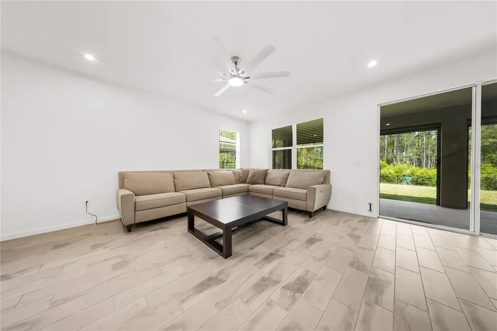 12918 Promise Place Orlando FL 32832