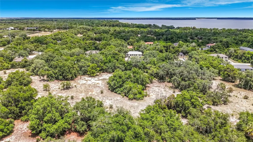 3228 Courtney Drive Lake Wales FL 33898