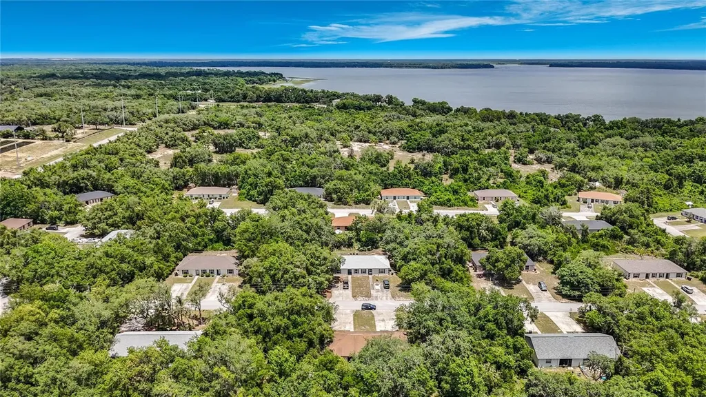 3228 Courtney Drive Lake Wales FL 33898