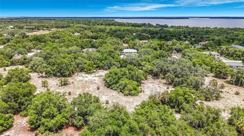 3228 Courtney Drive Lake Wales FL 33898