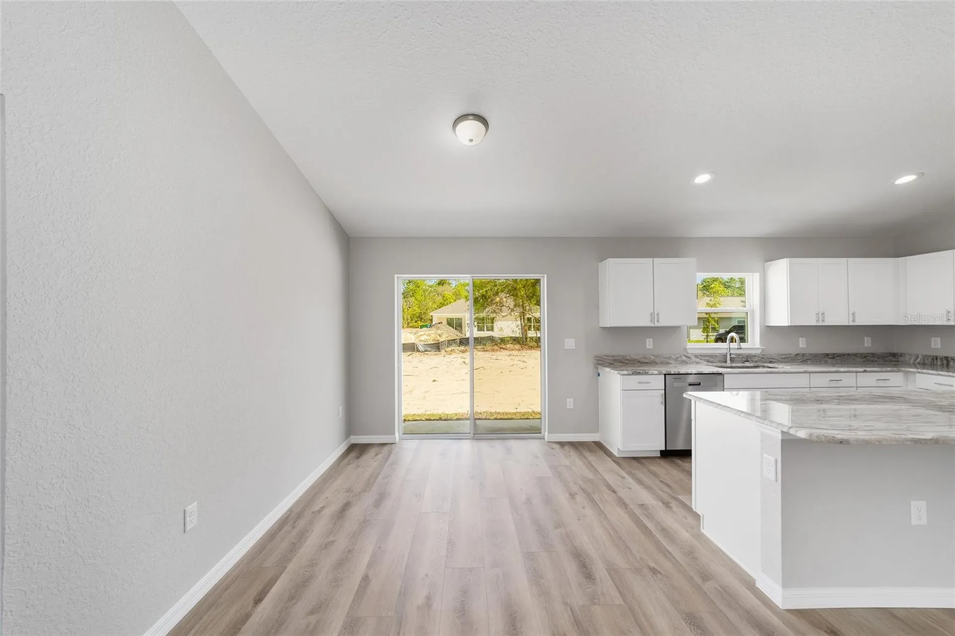 1736 W Hall Place Citrus Springs FL 34434