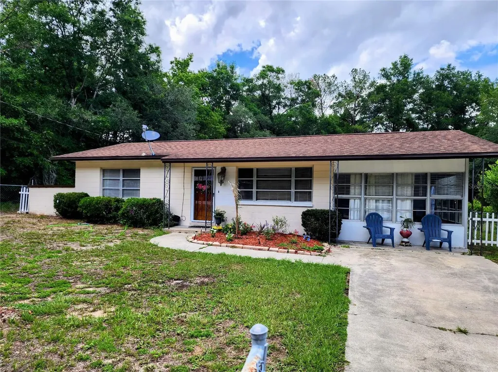 19729 SW Lark Drive Dunnellon FL 34431