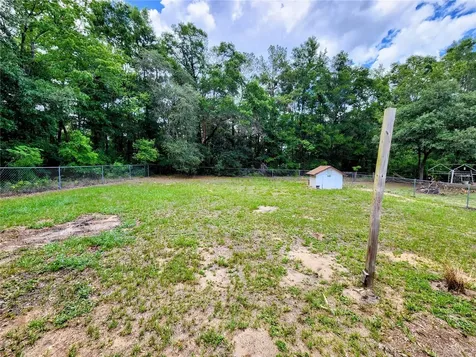 19729 SW Lark Drive Dunnellon FL 34431
