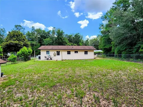 19729 SW Lark Drive Dunnellon FL 34431