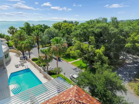 3507 Bayshore Boulevard Tampa FL 33629