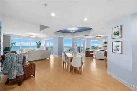 3507 Bayshore Boulevard Tampa FL 33629