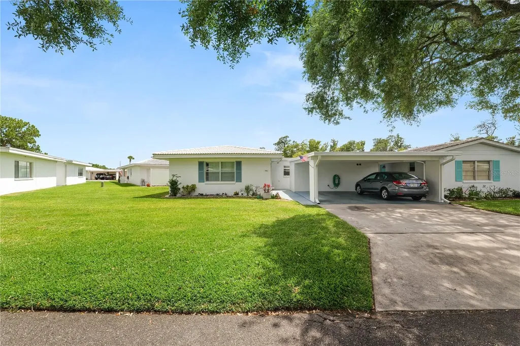 711 Barber Circle Lakeland FL 33803