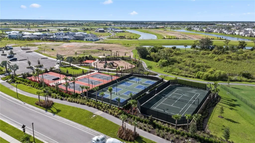 16905 Yard Spring Drive Bradenton FL 34211