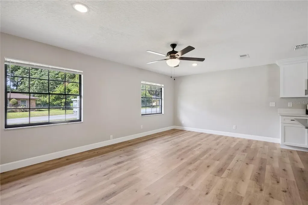 601 E Citrus Street Altamonte Springs FL 32701