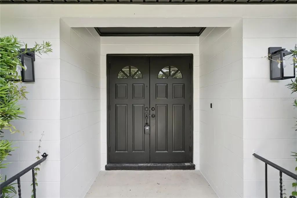 601 E Citrus Street Altamonte Springs FL 32701
