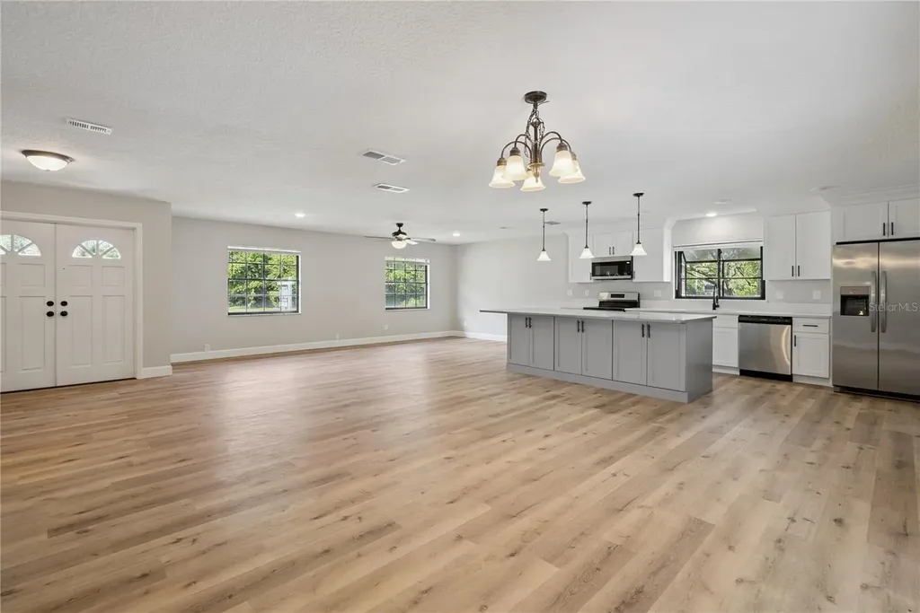 601 E Citrus Street Altamonte Springs FL 32701