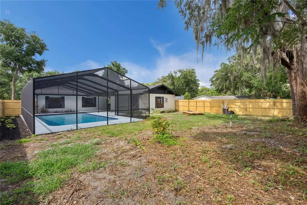 601 E Citrus Street Altamonte Springs FL 32701