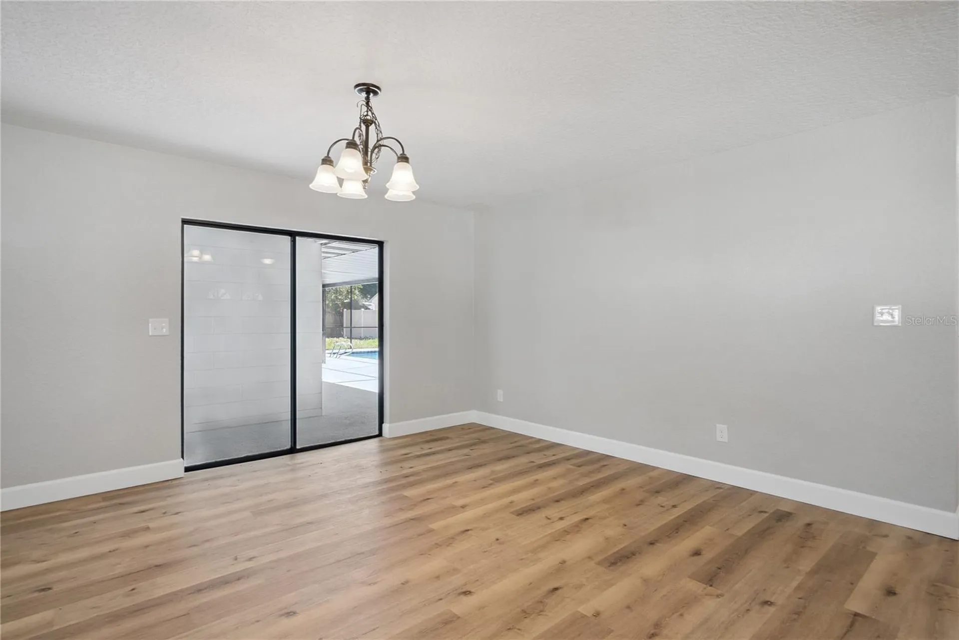 601 E Citrus Street Altamonte Springs FL 32701