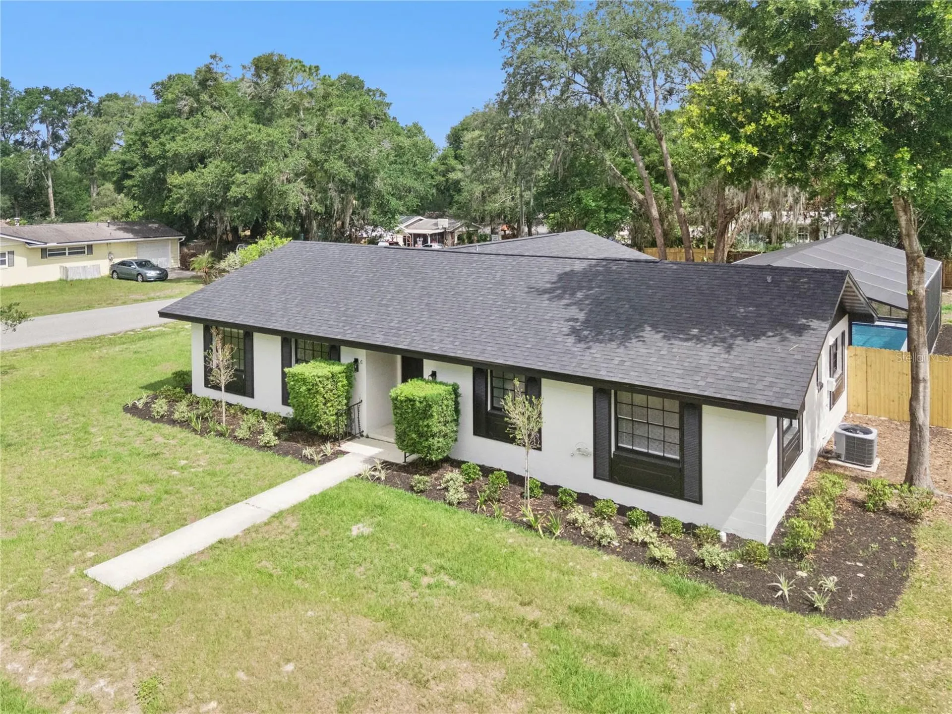 601 E Citrus Street Altamonte Springs FL 32701